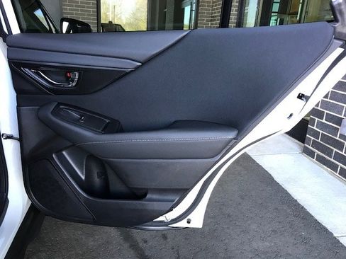 Used 2022 Subaru Outback Premium image 18