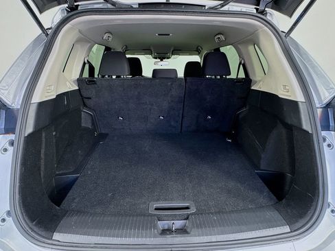 Used 2024 Nissan Rogue S FWD image 30