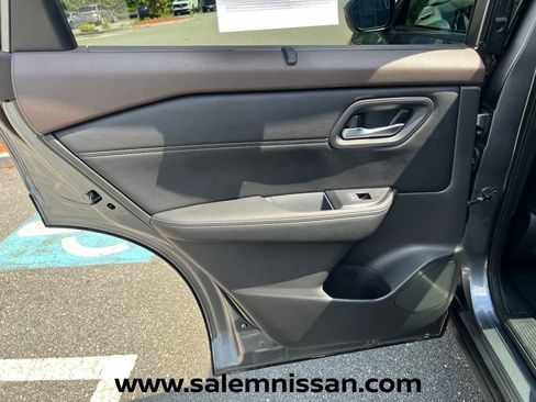 Used 2023 Nissan Rogue SL w/ SL Premium Package AWD/4WD image 21