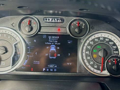 Used 2015 RAM 1500 Outdoorsman image 14