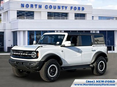 New 2025 Ford Bronco Outer Banks w/ Sasquatch Package