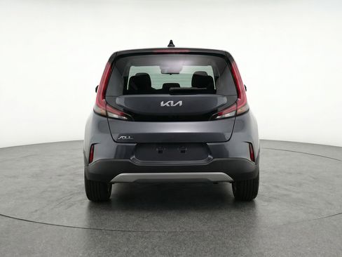 Used 2025 Kia Soul LX w/ LX Technology Package FWD image 7
