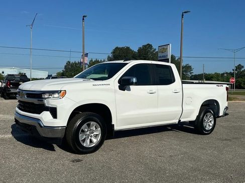 New 2025 Chevrolet Silverado 1500 LT image 17