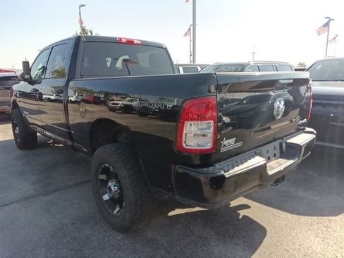 Used 2021 RAM 2500 Big Horn w/ Level 1 Equipment Group AWD/4WD image 3