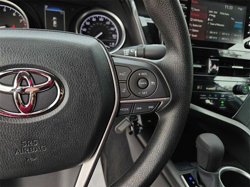 Used 2023 Toyota Camry LE image 12