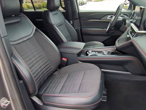 Used 2025 Ford Explorer ST-Line AWD/4WD image 27