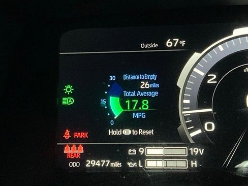 Used 2024 Toyota Tundra Limited image 17