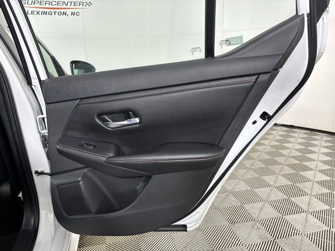 Used 2023 Nissan Sentra SR w/ Electronics Package FWD image 26
