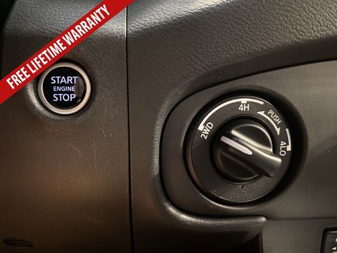 Used 2024 Nissan Frontier SL w/ Technology Package AWD/4WD image 37