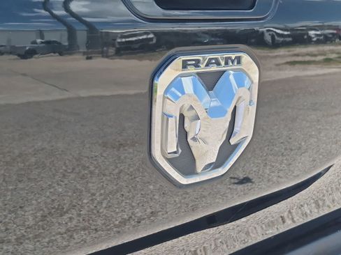 Used 2019 RAM 1500 Big Horn AWD/4WD image 30