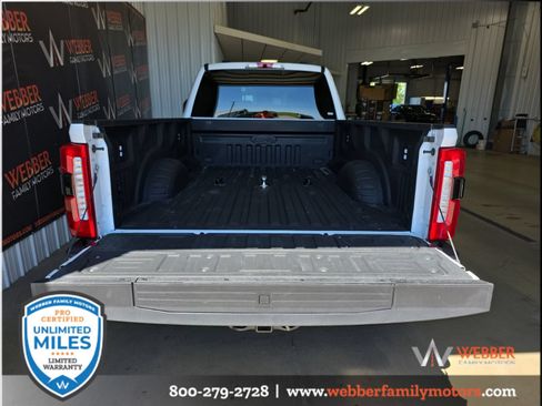 Used 2025 Ford F350 Lariat w/ Chrome Package AWD/4WD image 7