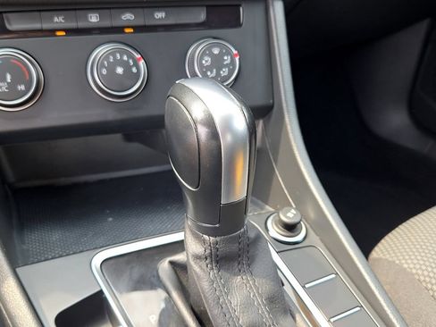 Used 2021 Volkswagen Jetta S FWD image 18