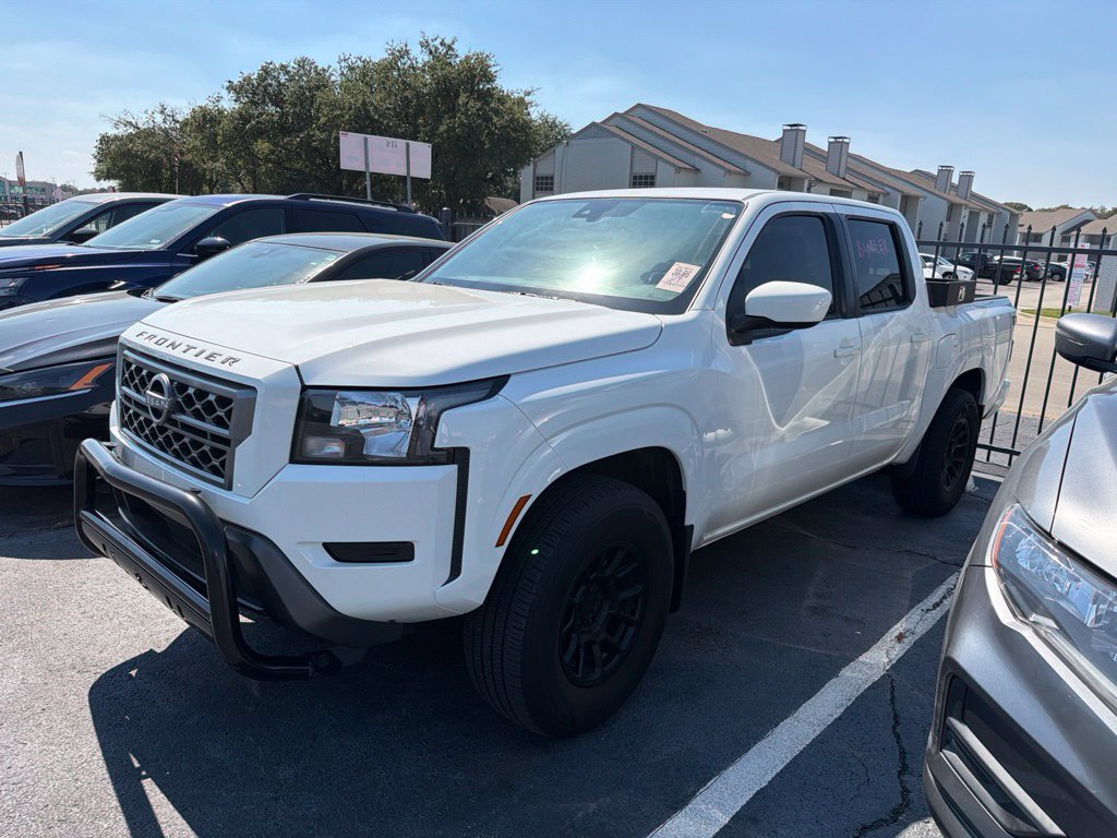 Used 2024 Nissan Frontier SV w/ Technology Package RWD image 2
