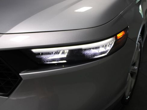 Used 2024 Honda Accord LX image 47