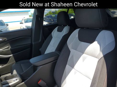 Certified 2024 Chevrolet Trax RS w/ Driver Confidence Package FWD image 6