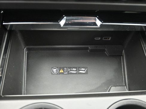 Used 2025 GMC Yukon Denali Ultimate image 38