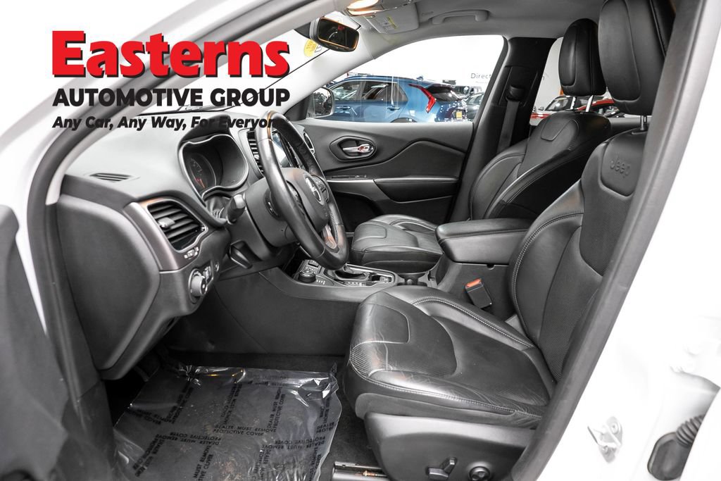 Used 2019 Jeep Cherokee Limited AWD/4WD image 15