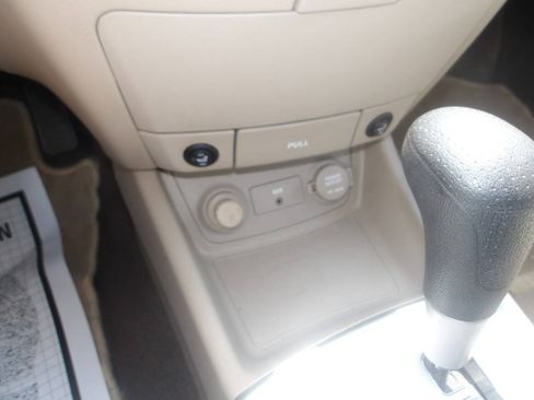 Used 2008 Hyundai Elantra GLS FWD image 15