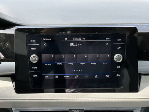 New 2025 Volkswagen Taos SEL AWD/4WD image 12