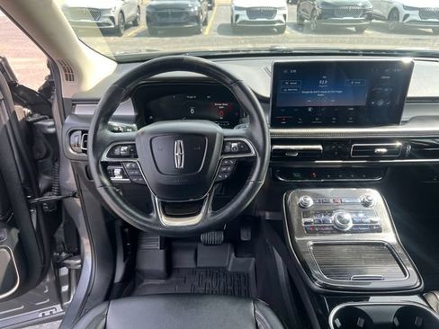 Certified 2023 Lincoln Nautilus AWD image 17