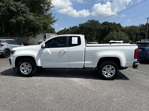 Used 2022 Chevrolet Colorado LT w/ Fleet Safety Package RWD image 2