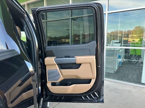 Used 2021 Ford F150 Lariat image 54