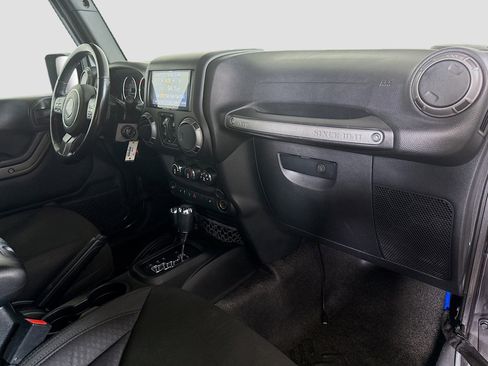Used 2017 Jeep Wrangler Unlimited Sport w/ Quick Order Package 24S AWD/4WD image 28