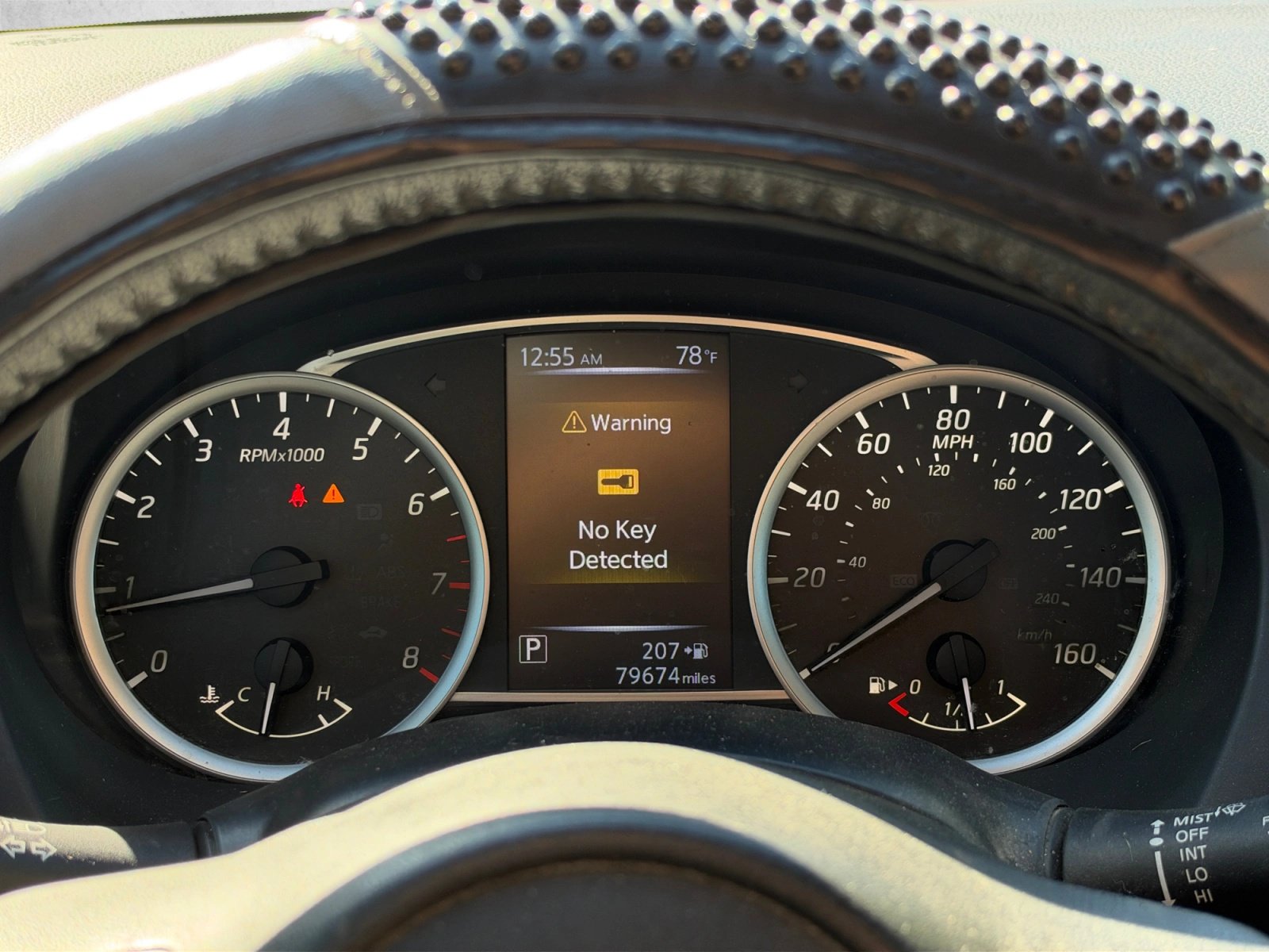 Used 2016 Nissan Sentra SR FWD image 14
