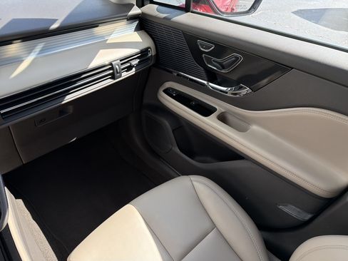 Used 2022 Lincoln Corsair FWD image 18