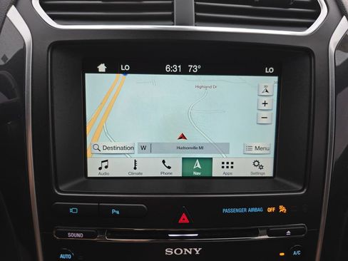 Used 2018 Ford Explorer Sport AWD/4WD image 27