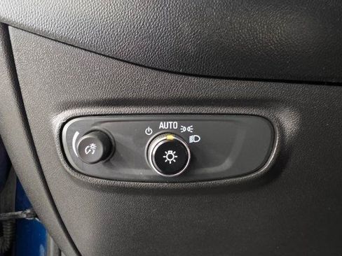 Used 2019 Chevrolet Equinox LT FWD image 20