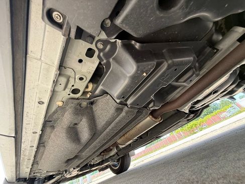 Used 2023 Nissan Rogue SV FWD image 14