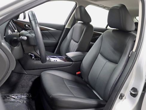 Used 2019 INFINITI Q50 Luxe w/ Essential Package (3.0T Luxe) image 22