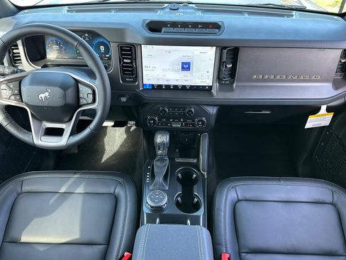 New 2026 Ford Bronco Badlands AWD/4WD image 19
