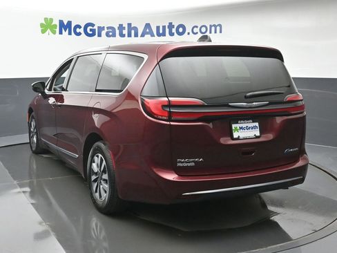 Used 2023 Chrysler Pacifica Limited FWD image 21