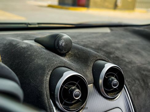 Used 2019 McLaren 570S Spider image 51