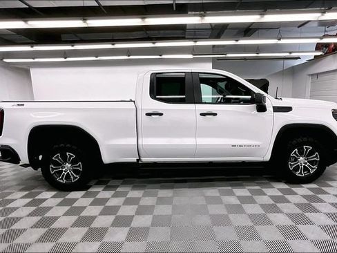 Used 2023 GMC Sierra 1500 Pro w/ Pro Value Package AWD/4WD image 15