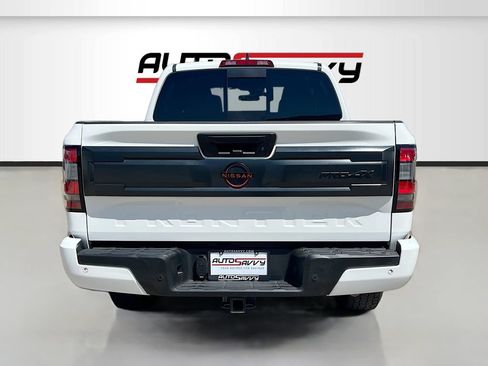 Used 2025 Nissan Frontier PRO-4X w/ Pro Convenience Package AWD/4WD image 6