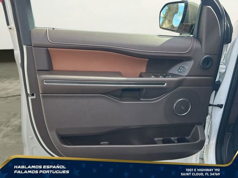 Used 2022 Ford Expedition Max King Ranch AWD/4WD image 12