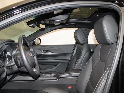 Certified 2025 Cadillac CT4 Premium Luxury image 7