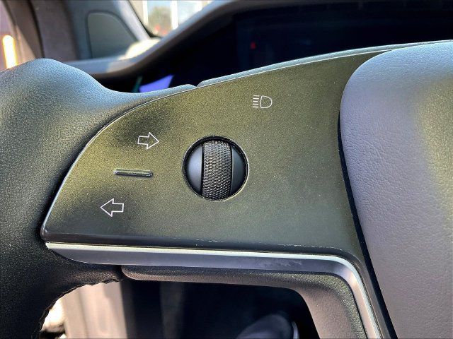 Used 2022 Tesla Model X Plaid AWD/4WD image 13