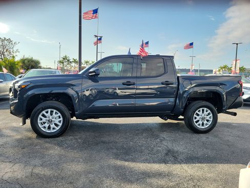 Used 2024 Toyota Tacoma SR image 7
