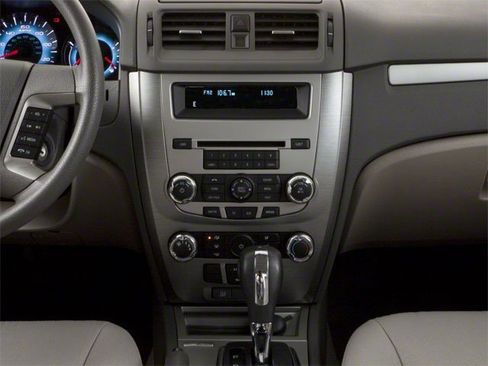 Used 2010 Ford Fusion SE image 11