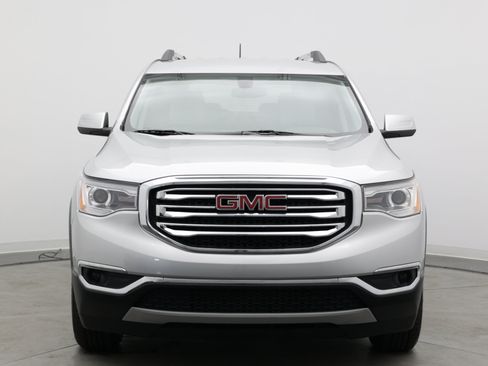 Used 2019 GMC Acadia SLT w/ LPO, Cargo Package FWD image 2