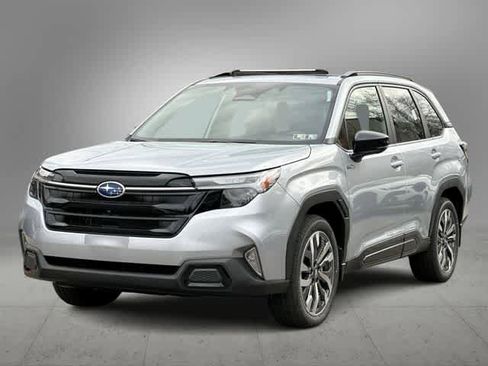 Used 2025 Subaru Forester Touring AWD/4WD image 1