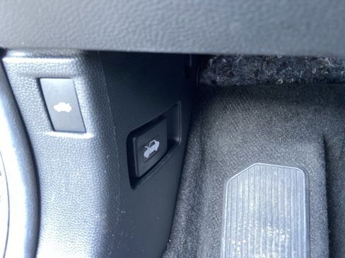 Used 2024 Honda Accord EX image 7