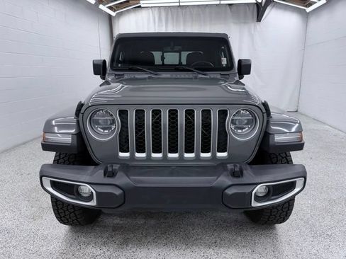 Used 2022 Jeep Gladiator Overland w/ LED Lighting Group AWD/4WD image 6