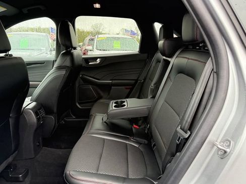 Certified 2024 Ford Escape ST-Line w/ Tech Pack #1 AWD/4WD image 10