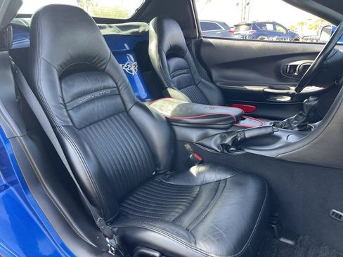 Used 2003 Chevrolet Corvette Convertible w/ Preferred Equipment Group1 RWD image 12