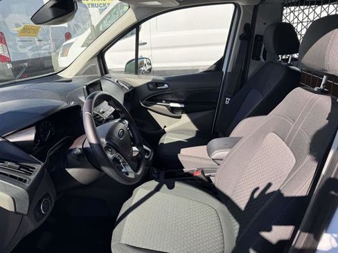 Used 2019 Ford Transit Connect XLT image 13